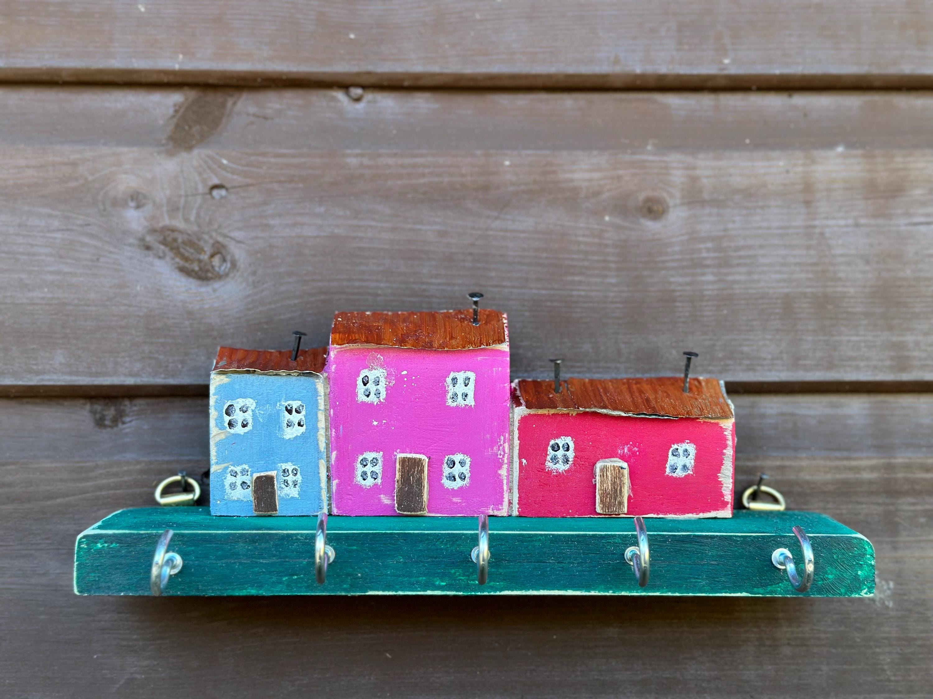 Perllan Hand Made Wooden Key Holder Hooks - Welsh Farmhouse Scene | Recycled M ...